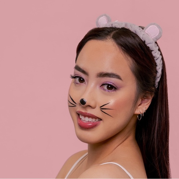 Profusion Cosmetics X Mean Girls I'm A Mouse, Duh! Makeup Set - Picture 5 of 7